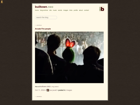 posts/2024-10-11-Arcade-Fire-people screenshot