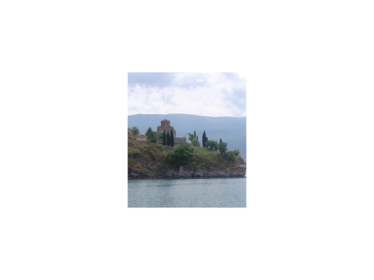 macedonia-church-distance screenshot