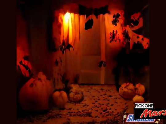 halloween-house screenshot