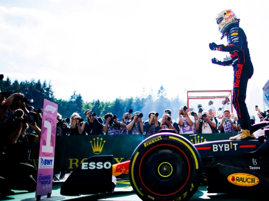 christianhornerssecretredbullroomfullofpicturesofmaxverstappenandcheco screenshot