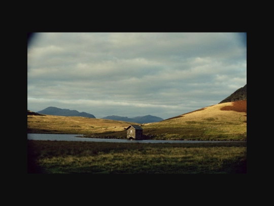 film_photograph_favourites/003-7ad62_v1.jpeg screenshot