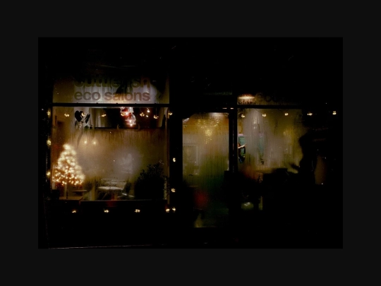 film_photograph_favourites/hair_dressers_v1.jpeg screenshot