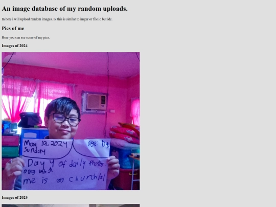 random-uploads screenshot