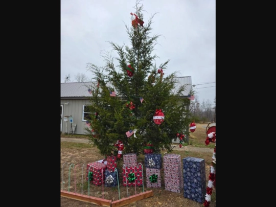 images/56xmas/fifty-six_community_christmas_2025/0005.jpeg screenshot