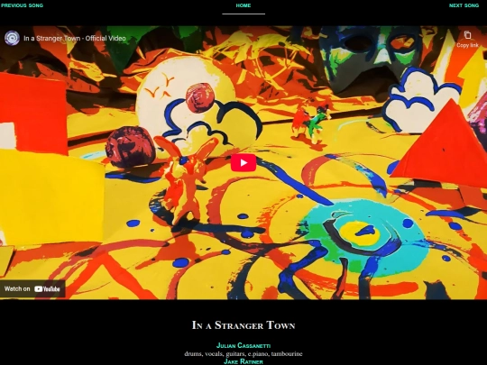 in-a-stranger-town screenshot
