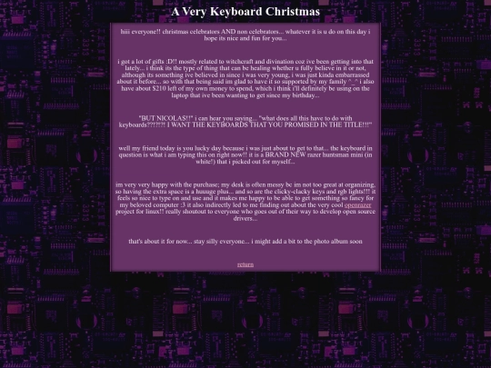 essays/christmas screenshot