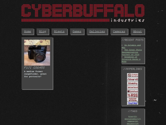 categories/medium-format screenshot