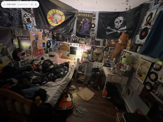 getoutofmyroom screenshot