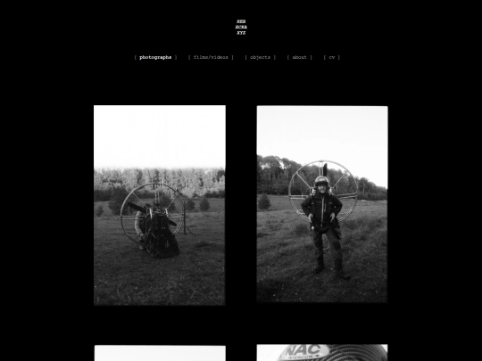 photographs/pixel screenshot