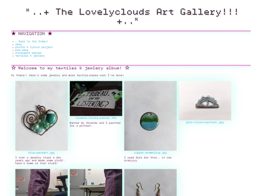 art_gallery/the-lovelyclouds-art-gallery/textiles-jewlery screenshot