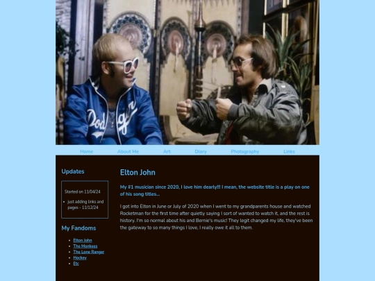eltonjohn screenshot