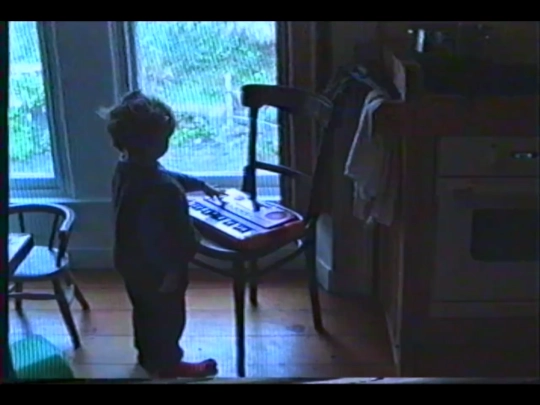 video/me-1997-piano screenshot