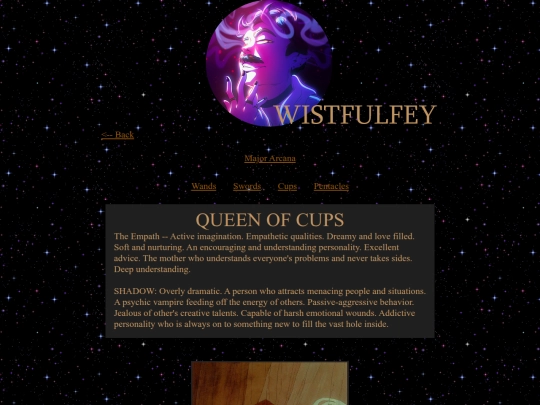 tarot/cards/queen_of_cups screenshot