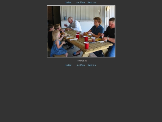 westk/WESTFamily/REUNIONS/WestReunion2002/99 screenshot