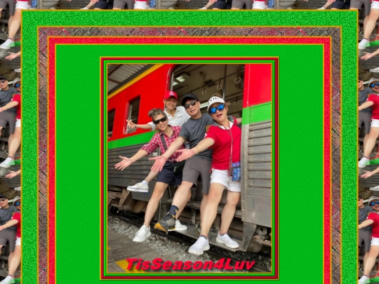 HOSTS/TisSeason4Luv/pg14 screenshot