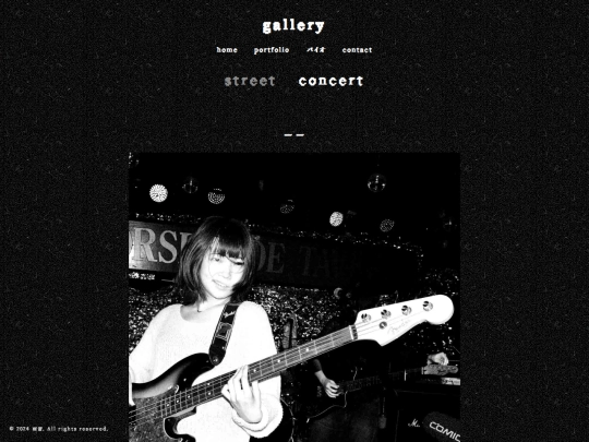 gallery/concert screenshot