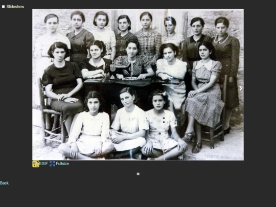 bytags/1940s.slideshow screenshot