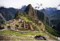 images/BestOf35mm/MachuPicchu1.8x12.jpg