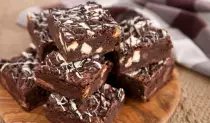 triplelayerfudgeexplosion.jpg