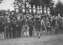 Images/rally 1920s.jpg