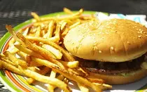 Images/Crown_Burger_Plus_hamburger_and_fries.jpg