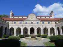 shrine-of-st-anthony-courtyard.jpg