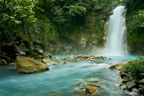 images/rio_celeste.jpg