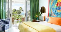 images/couples/couples-negril-deluxe-ocean-room.jpg