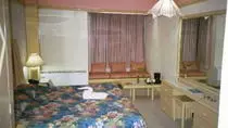 nudetours/images/h2/hedo2-room.jpg