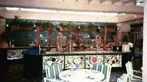 nudetours/images/h2/hedo2-salad.jpg