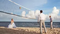 ProyectoB3/otras/UVC-destination-wedding-volleyball.jpg