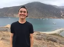 img/profileMid.jpg