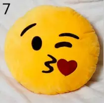 ad pics/Kiss emoji.png