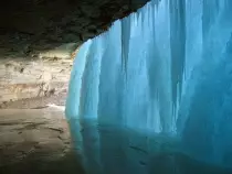 frozen wall image from natureprom.jpg