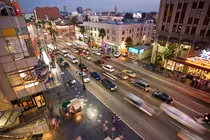 Hollywood_boulevard_from_kodak_theatre.jpg