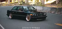 BMW_E30 /stephen-sayer-e30-rennstall-title.jpg