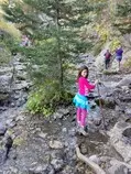 img/hiking-donut-falls.jpg