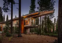 houses/mountain/mountainPix/CA Mountain House Tail.png
