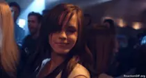 Emma-Watson Dancing-GIF.gif