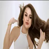 AVRUUU ESTE ES EL GIF DE SELENA.gif