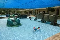 kiddiepool1.jpg