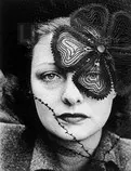 Alfred-Eisenstaedt_Lilly-Dache_1937.jpg