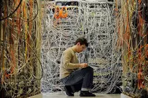 floder_name/messywire.jpg