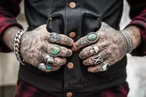 hands-1031131_1920-2.png