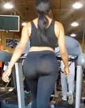 blackassmoving.gif