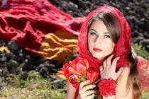 images/girl-1308309_640.jpg