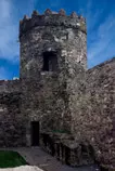 assets/Images/Castle Background.jpg