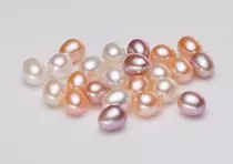 scatteredbeads.jpg