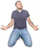 img/arrodillado.png