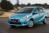 B Altevers Website/prius.jpeg